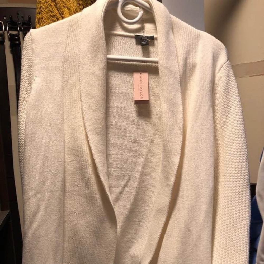 Anne Taylor cardigan